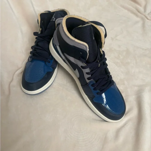 Air Jordan 1 Mid SE Craft- Size 12 Obsidian White/French Blue - Picture 3 of 12
